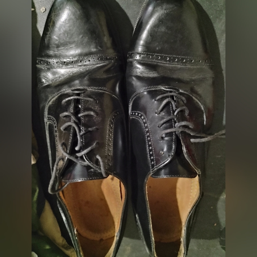 Men’s Italian dress shoes